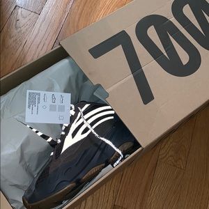 Yeezy Boost 700